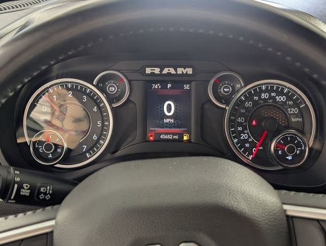 2023 RAM 1500 Big Horn Crew Cab 4x4 5'7" Box