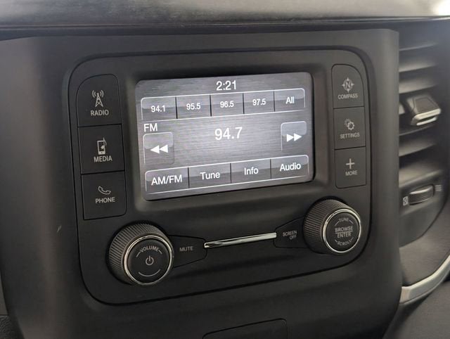 2023 RAM 1500 Big Horn Crew Cab 4x4 5'7" Box