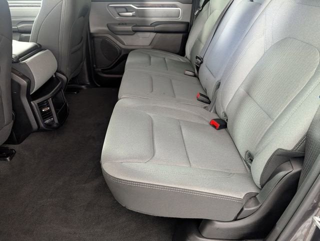 2023 RAM 1500 Big Horn Crew Cab 4x4 5'7" Box