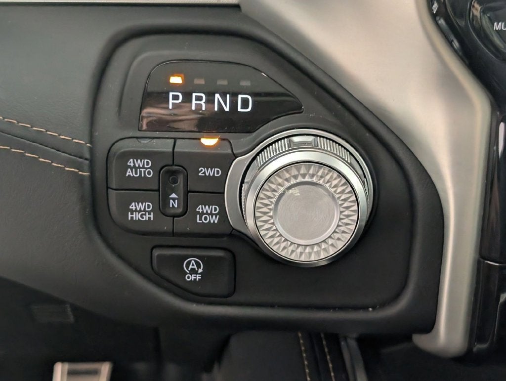 2026 RAM 1500 Tungsten Crew Cab 4x4 5'7" Box