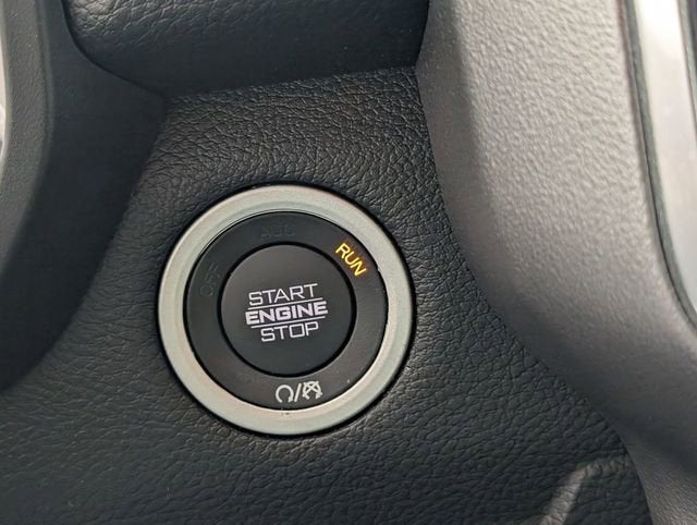 2019 RAM 1500 Big Horn/Lone Star Crew Cab 4x4 6'4" Box