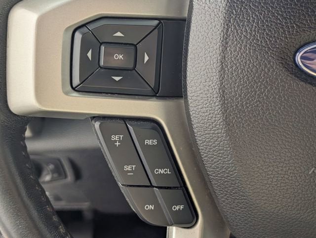 2017 Ford Super Duty F-250 SRW Lariat