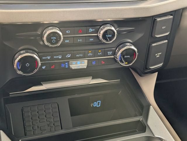 2025 Ford F-350 Platinum