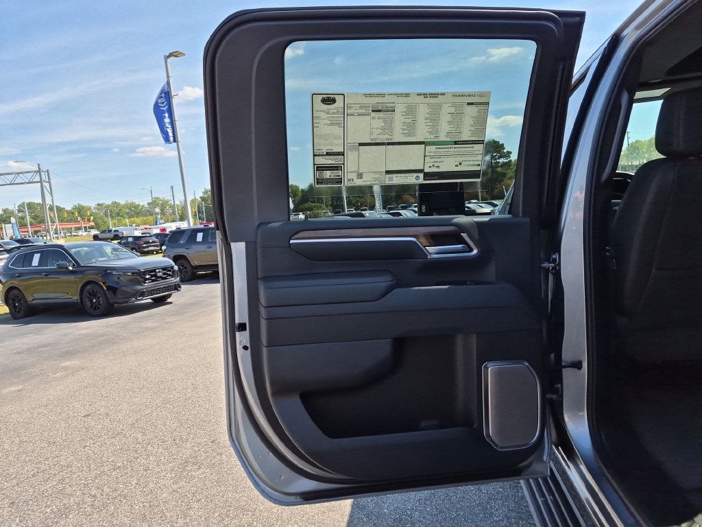 2026 Chevrolet Silverado 3500 HD High Country DRW