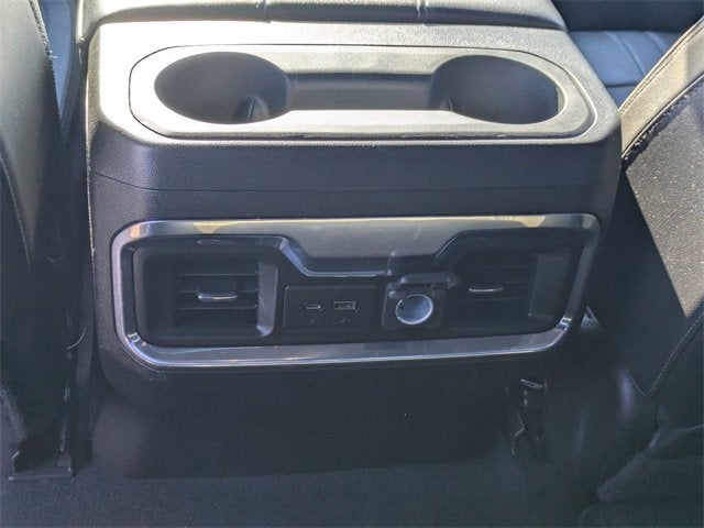 2022 Chevrolet Silverado 3500 HD High Country DRW