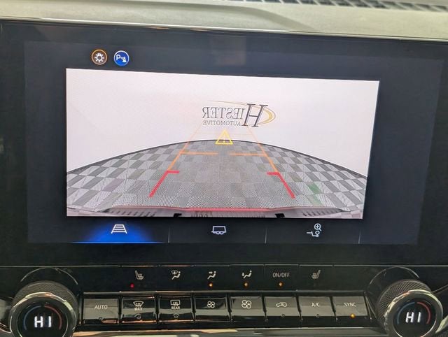 2025 Chevrolet Colorado WT/LT