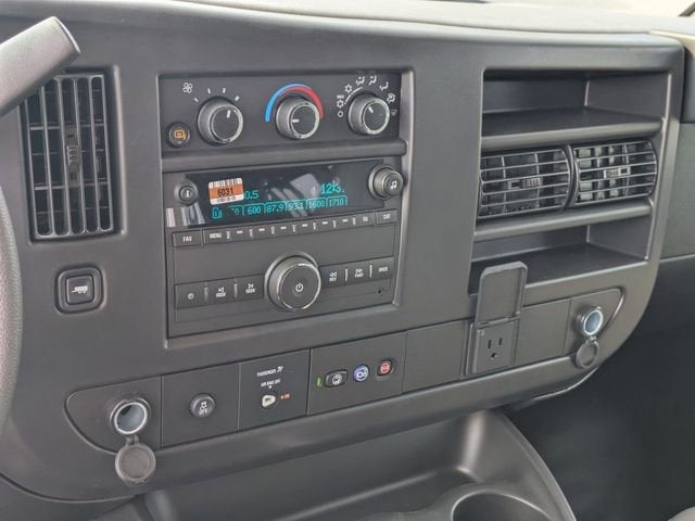 2026 Chevrolet Express Cargo 1WT