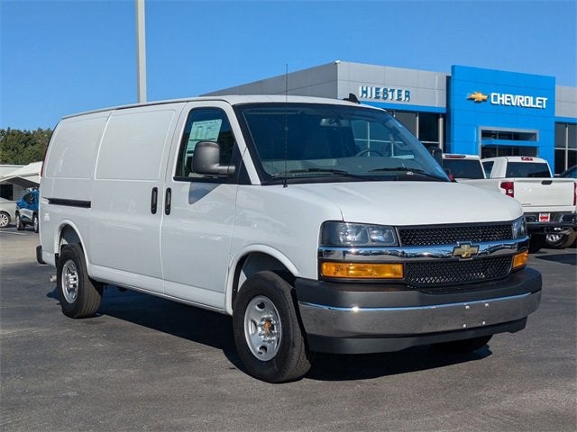 2024 Chevrolet Express Cargo 2500 WT