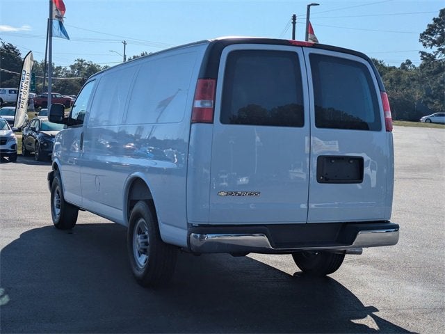 2024 Chevrolet Express Cargo 2500 WT