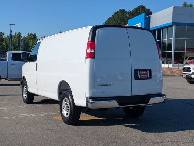 2026 Chevrolet Express Cargo 1WT