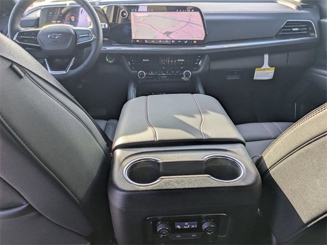 2025 Chevrolet Suburban RST