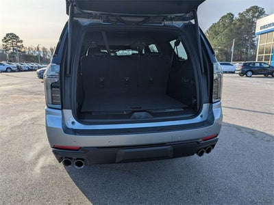 2025 Chevrolet Suburban RST