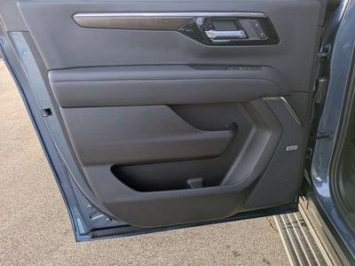 2025 Chevrolet Suburban High Country