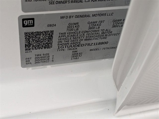 2025 GMC Sierra 1500 SLT