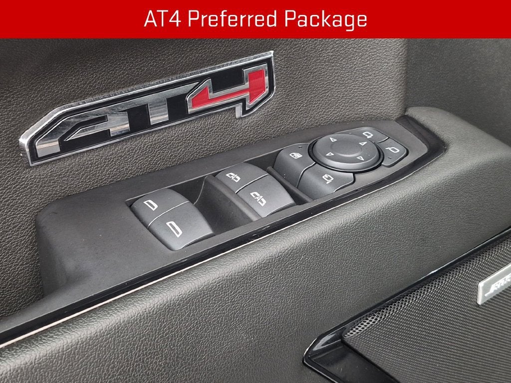2023 GMC Sierra 1500 AT4