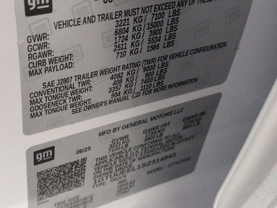 2025 GMC Sierra 1500 AT4