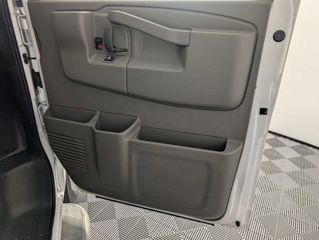 2024 GMC Savana Cargo 2500 Work Van
