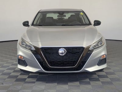 2022 Nissan Altima SR FWD