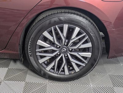 2025 Nissan Altima SV