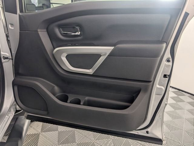 2018 Nissan Titan XD SV