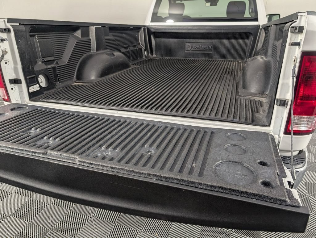 2023 RAM 1500 Classic Tradesman Regular Cab 4x2 8' Box