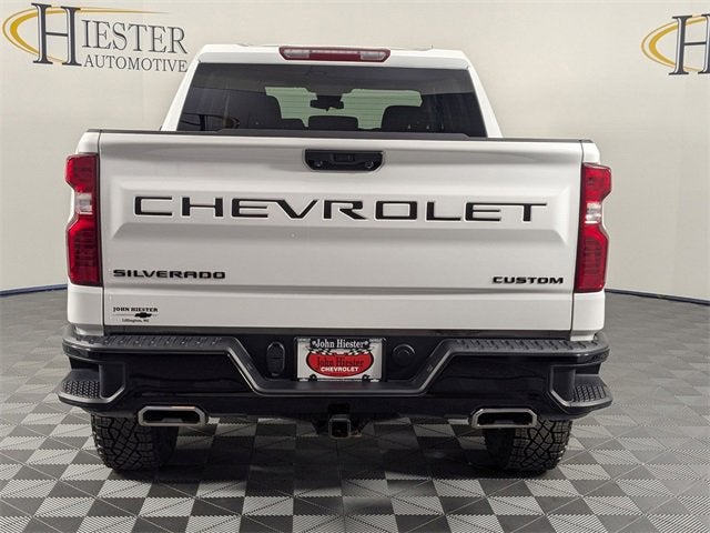 2022 Chevrolet Silverado 1500 Custom Trail Boss