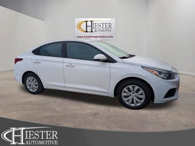 2022 Hyundai Accent SE