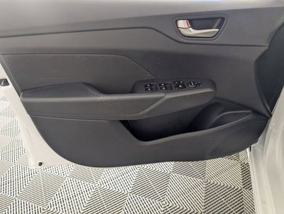 2022 Hyundai Accent SE