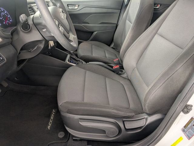 2022 Hyundai Accent SE