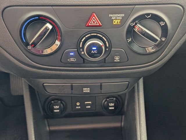 2022 Hyundai Accent SE