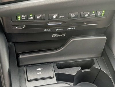 2022 Lexus ES 300h Ultra Luxury