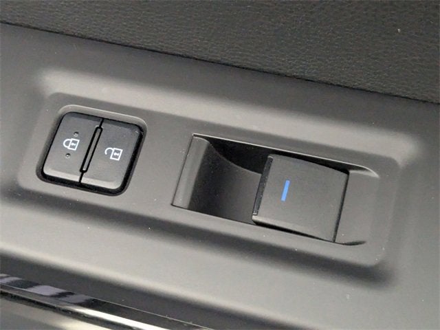 2024 Toyota Sequoia SR5