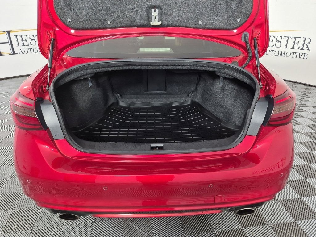 2023 INFINITI Q50 SENSORY