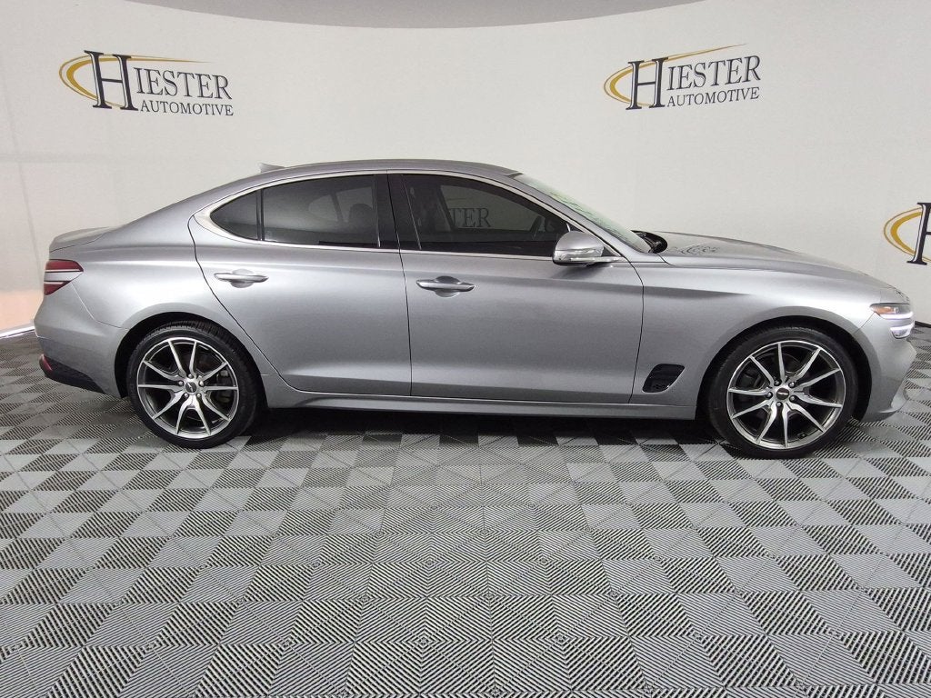 2023 Genesis G70 2.0T RWD