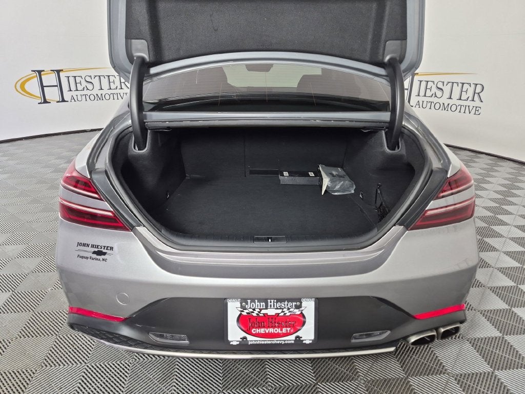 2023 Genesis G70 2.0T RWD