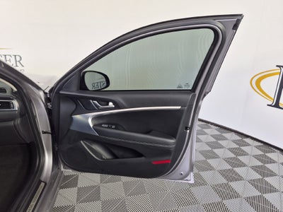 2023 Genesis G70 2.0T RWD