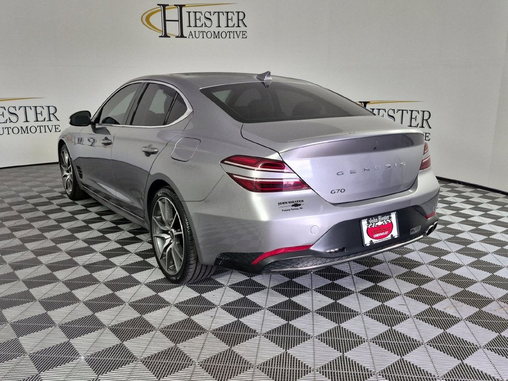 2023 Genesis G70 2.0T RWD