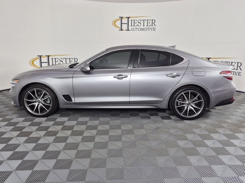 2023 Genesis G70 2.0T RWD