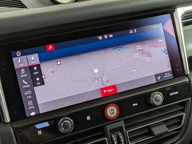 2023 Porsche Macan T