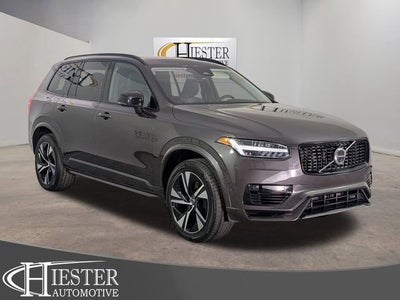 2023 Volvo XC90 Recharge Plug-In Hyb Plus Dark Theme